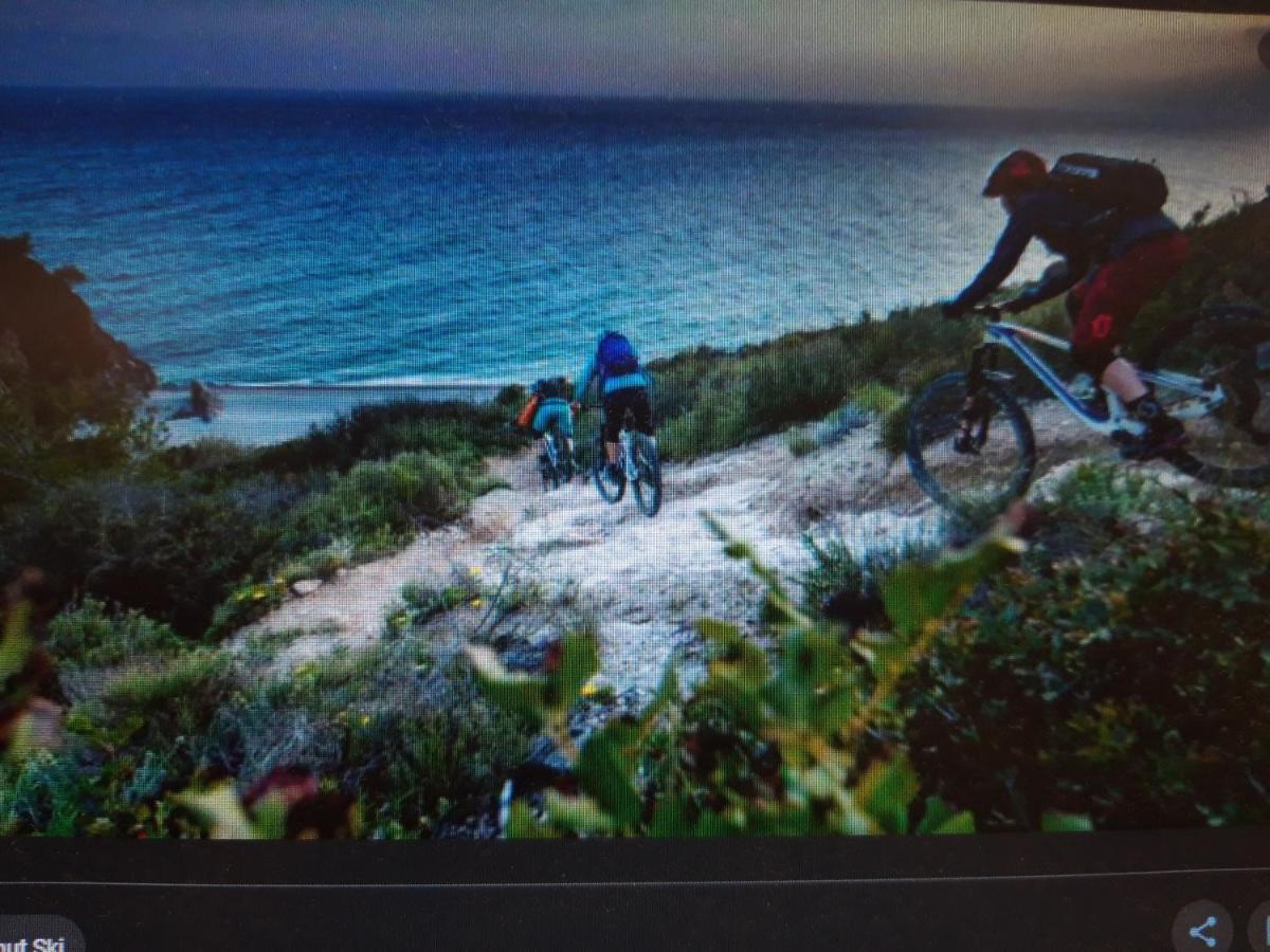 Apartment Aurora & Nicole Ideal Per Biker Con Terazza Vista Mare Parcheggio E Wi-Fi Gratuiti Pietra Ligure Buitenkant foto