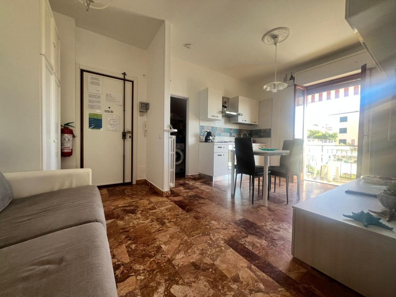 Apartment Aurora & Nicole Ideal Per Biker Con Terazza Vista Mare Parcheggio E Wi-Fi Gratuiti Pietra Ligure Buitenkant foto