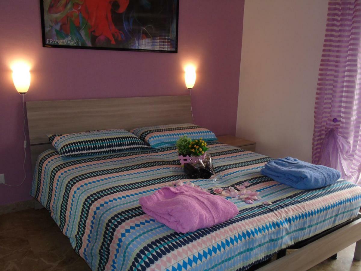 Apartment Aurora & Nicole Ideal Per Biker Con Terazza Vista Mare Parcheggio E Wi-Fi Gratuiti Pietra Ligure Buitenkant foto